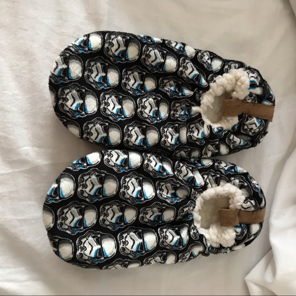 💥5 FOR $25 💥 Stormtrooper Slippers